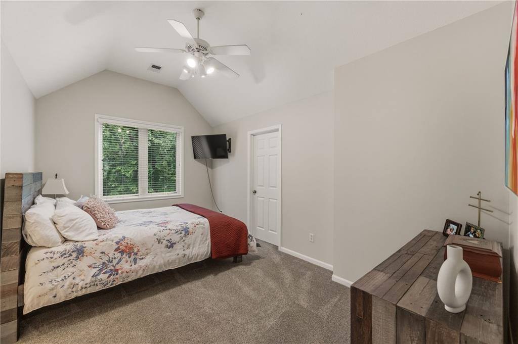4539 Grove Street, Shawnee, KS 66226