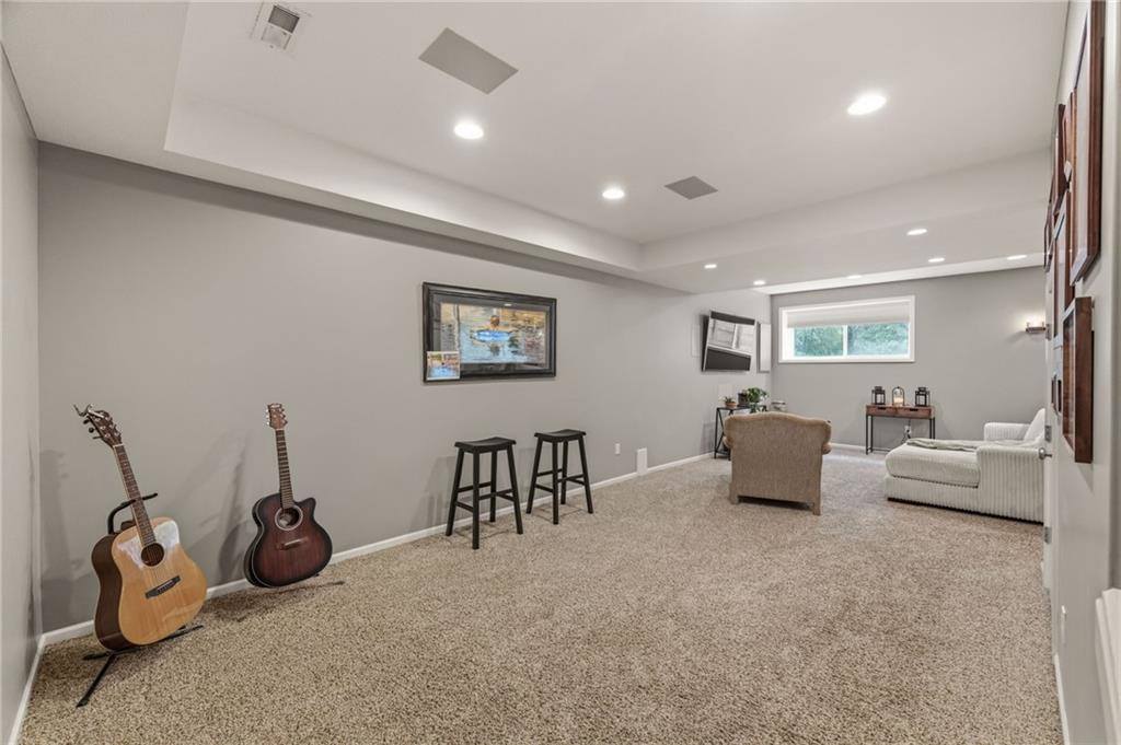 4539 Grove Street, Shawnee, KS 66226