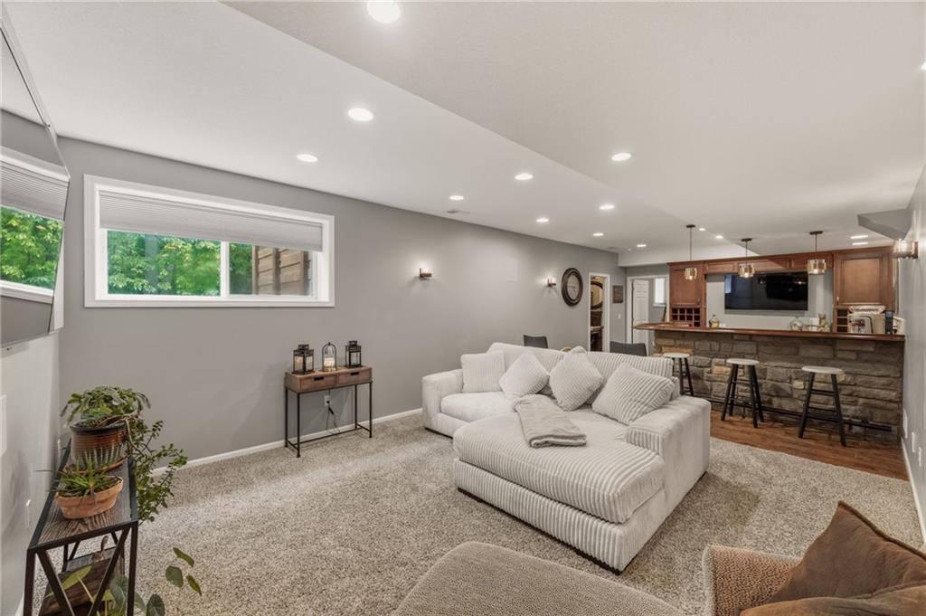 4539 Grove Street, Shawnee, KS 66226