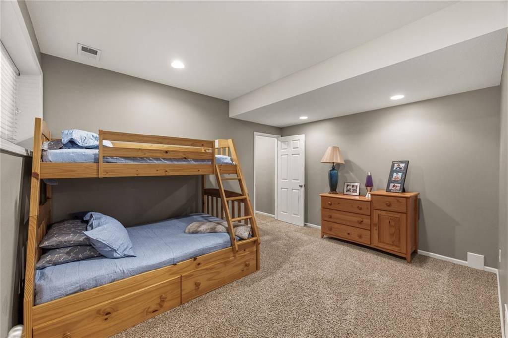 4539 Grove Street, Shawnee, KS 66226