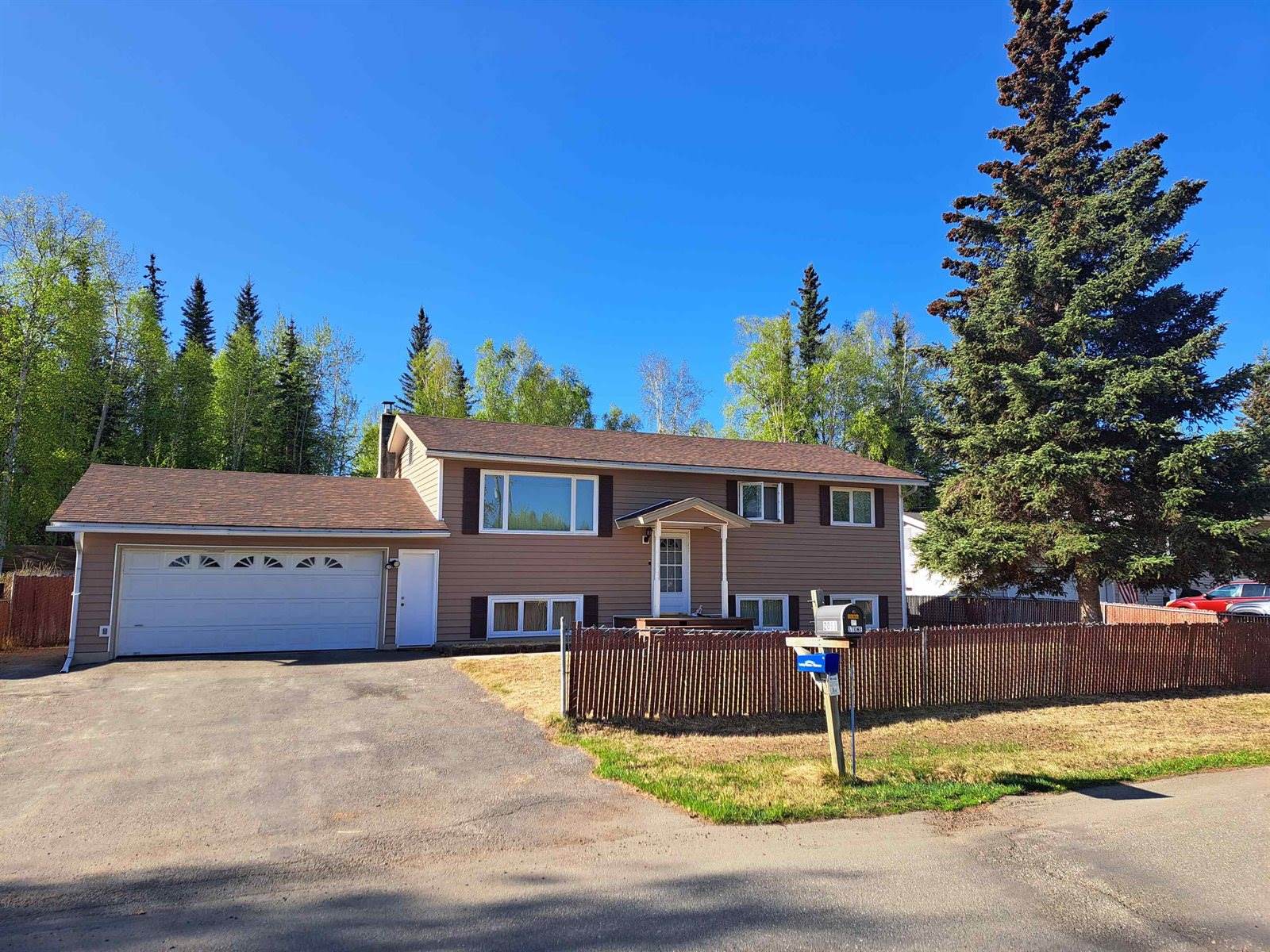2068 Bridgewater Drive, Fairbanks, AK 99709