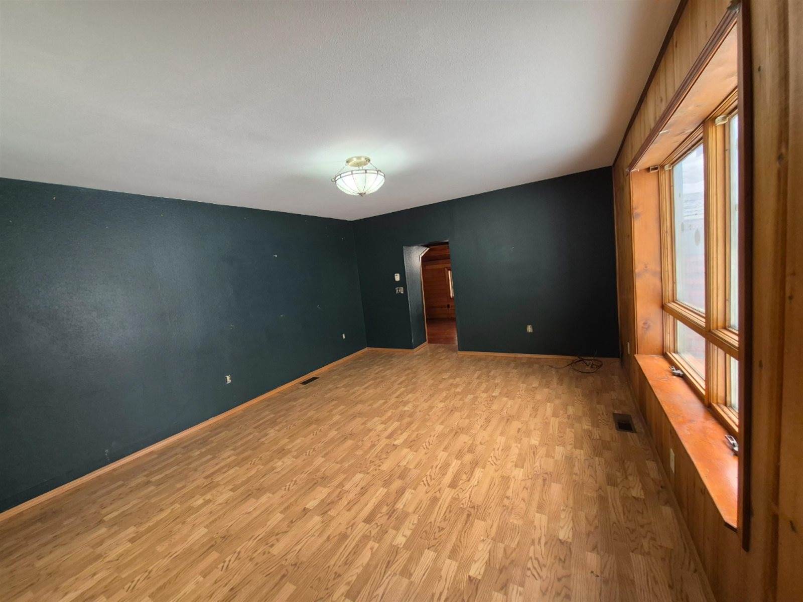 264 Woodland Drive, Fairbanks, AK 99712