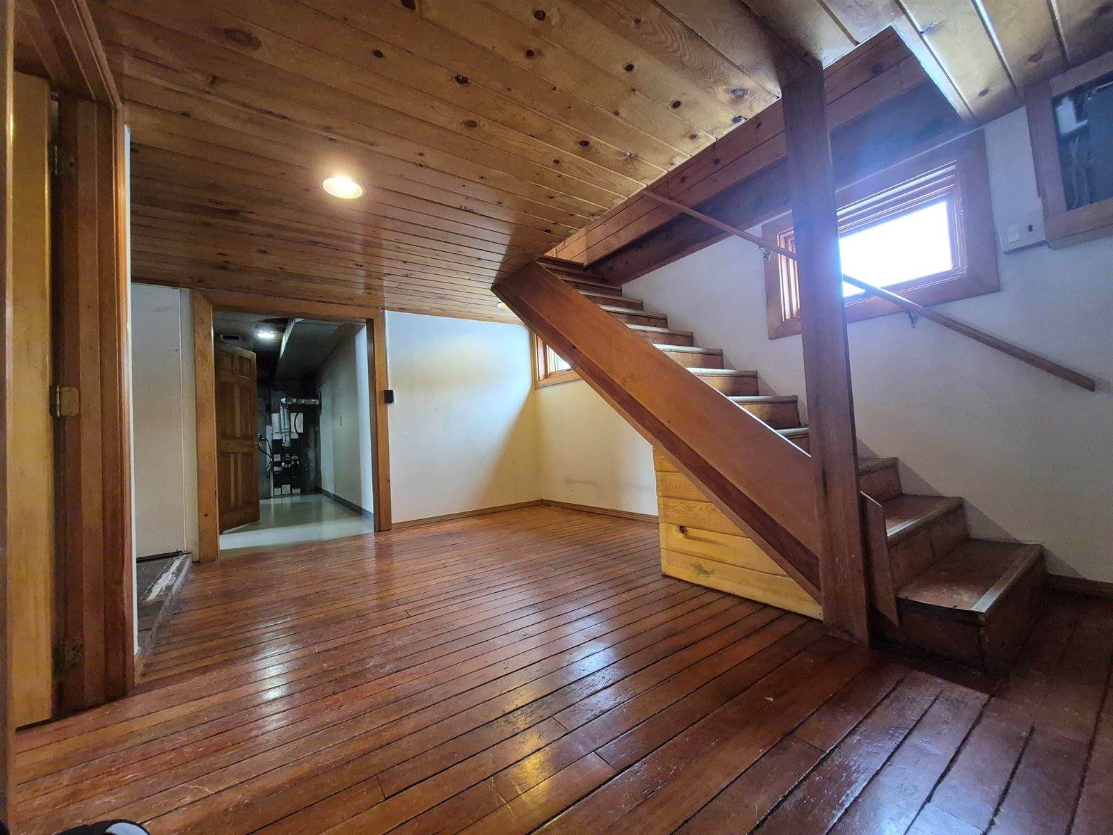 264 Woodland Drive, Fairbanks, AK 99712