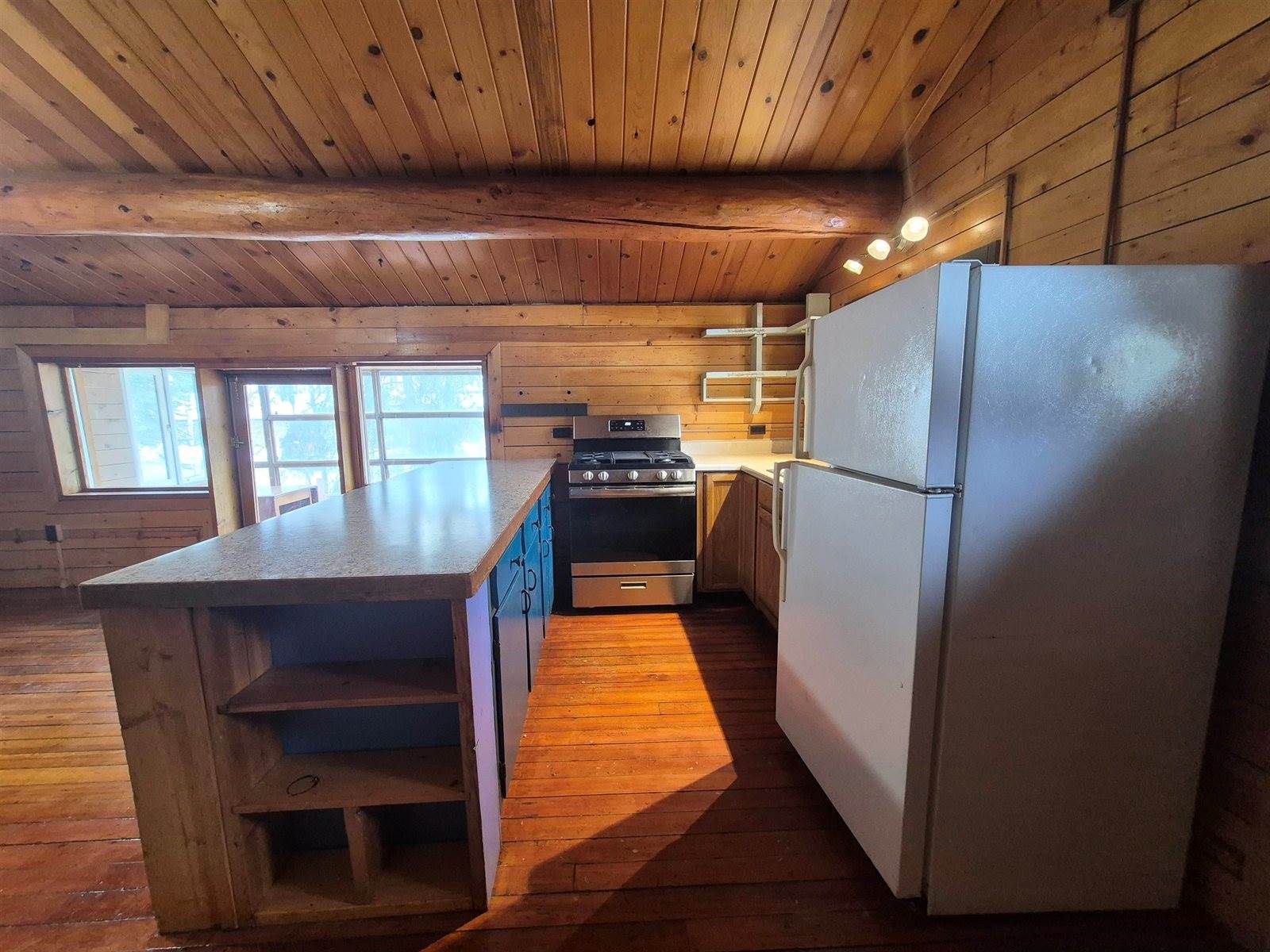 264 Woodland Drive, Fairbanks, AK 99712