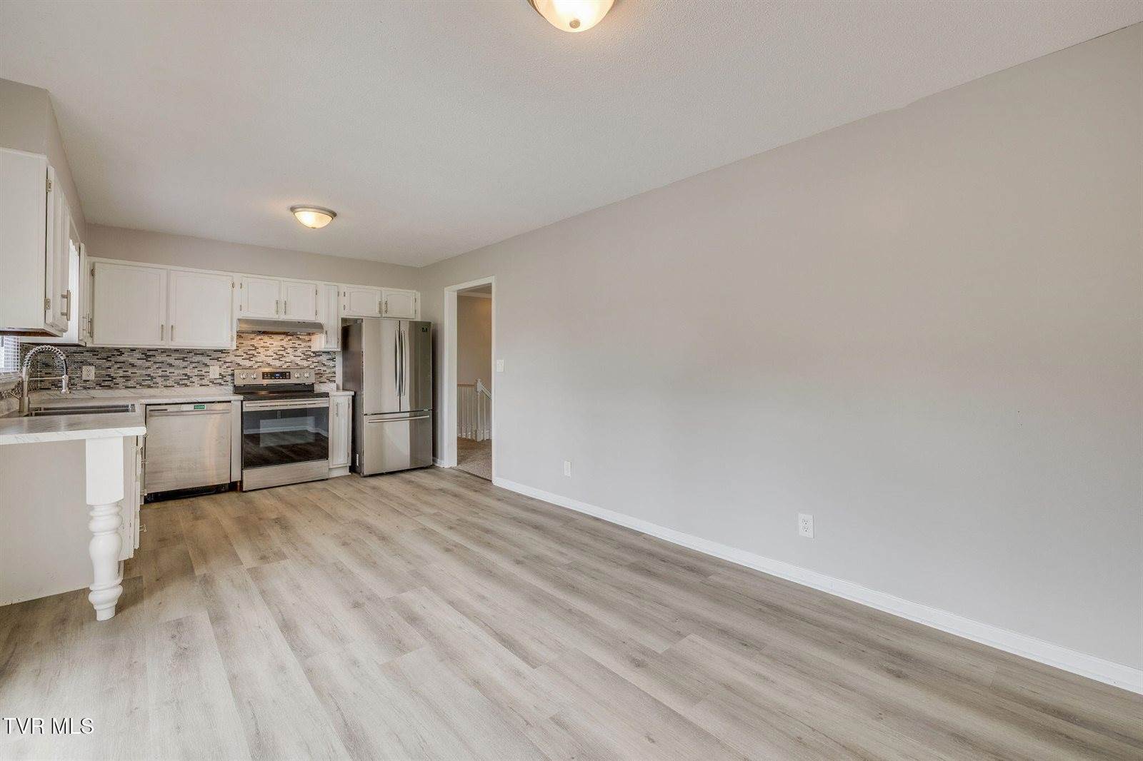 421 Mount Area Drive, Bristol, TN 37620