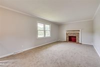 421 Mount Area Drive, Bristol, TN 37620