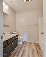 421 Mount Area Drive, Bristol, TN 37620