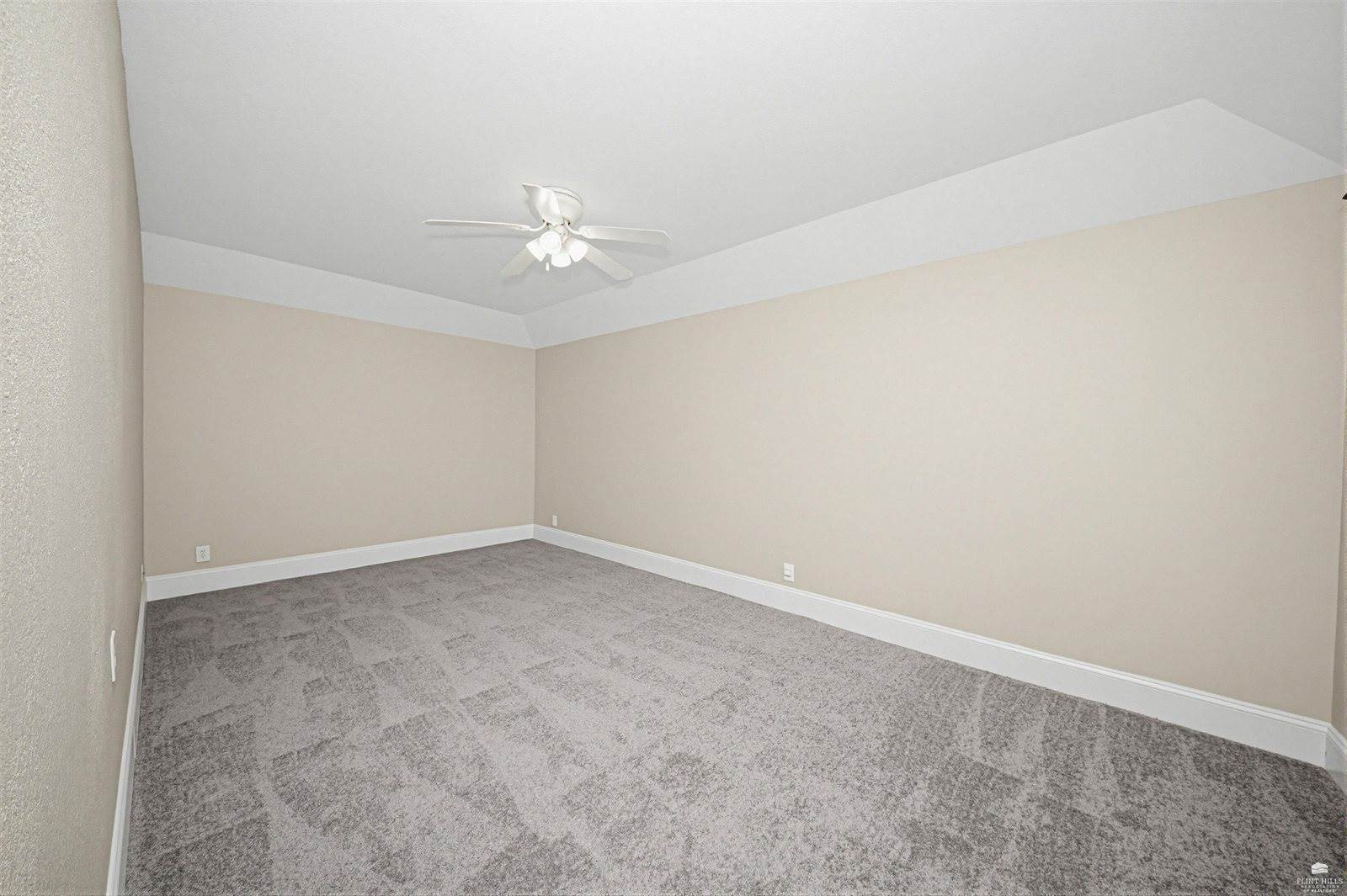 739 West 4th Street, Junction City, KS 66441