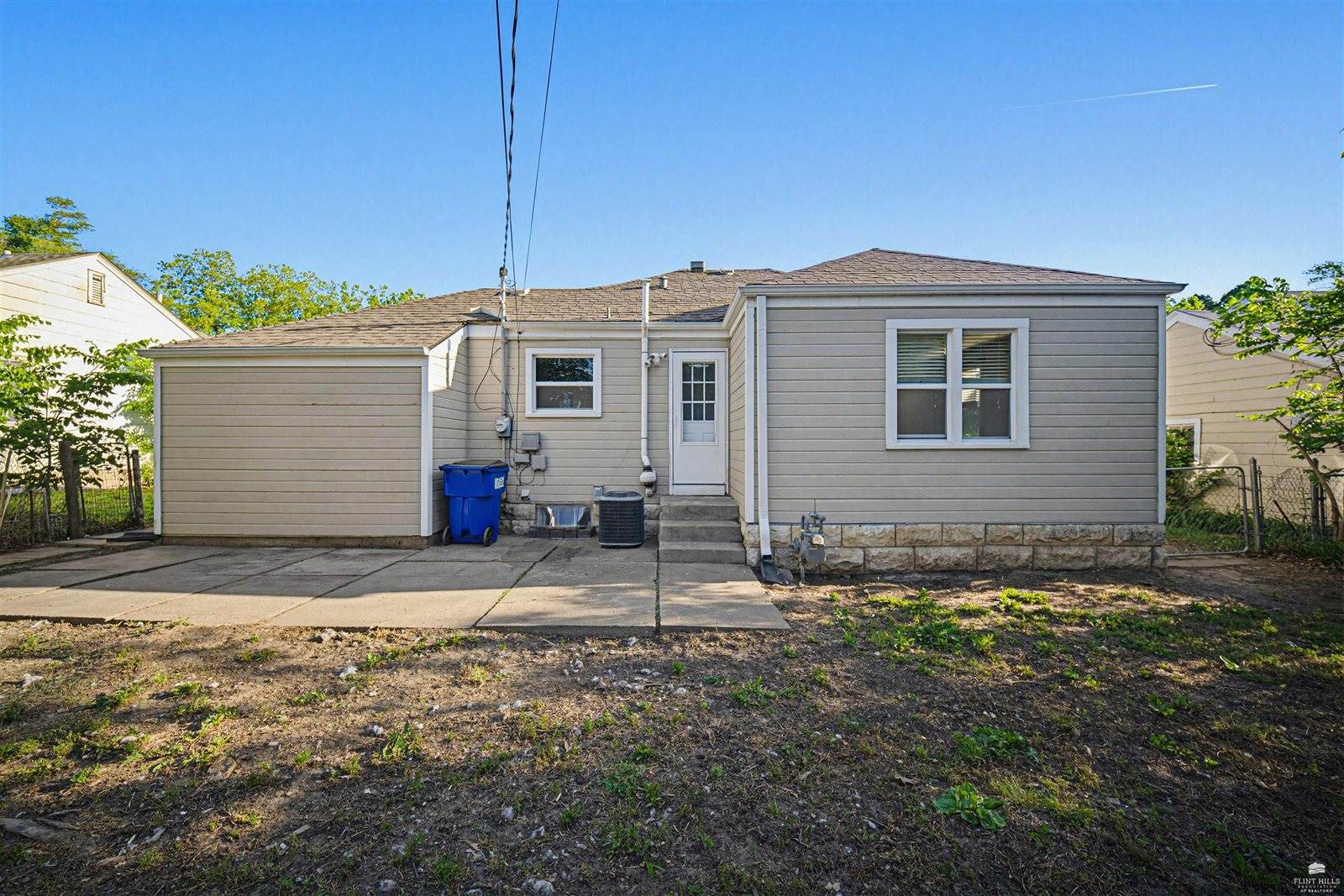 739 West 4th Street, Junction City, KS 66441