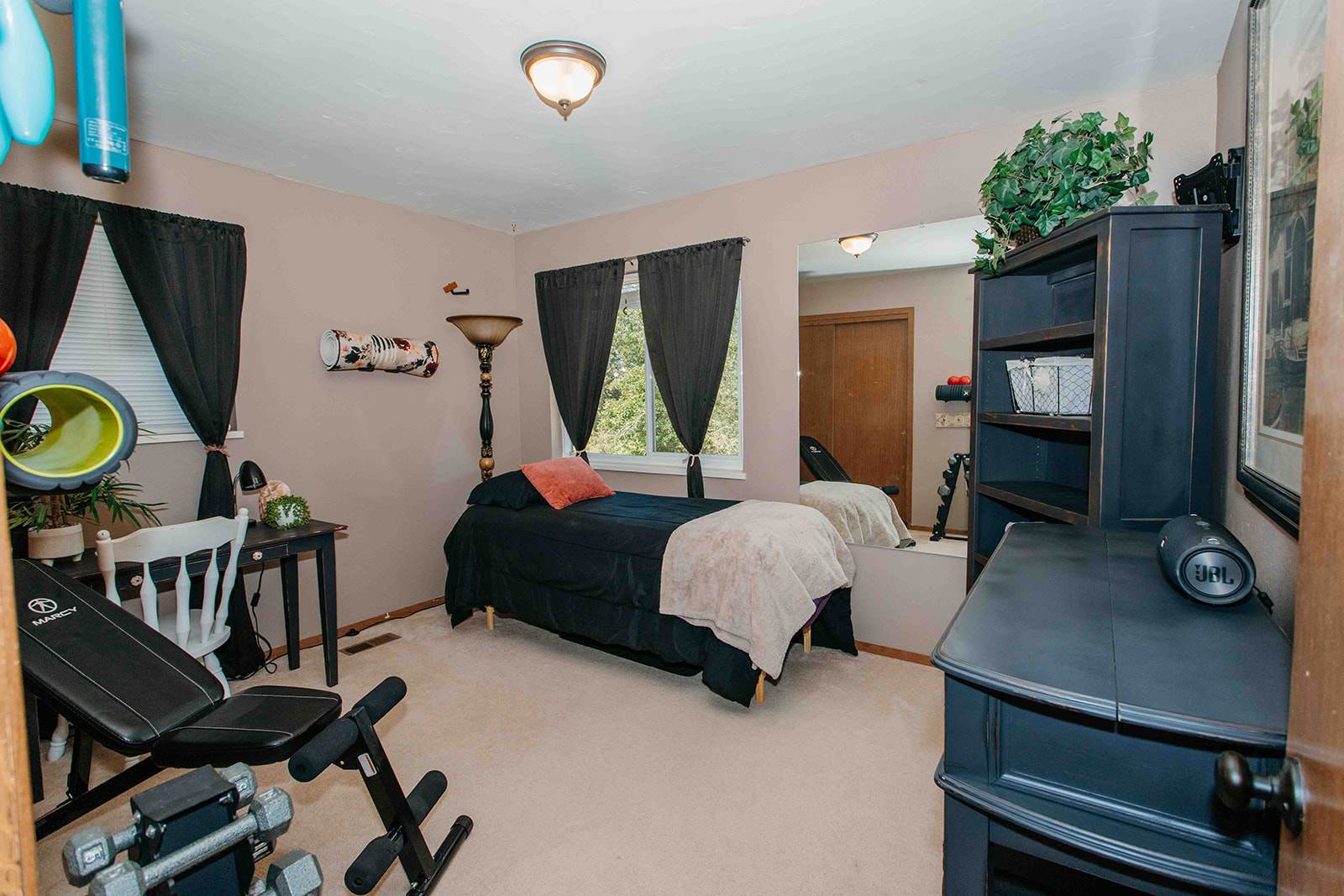 1406 Sherwood Drive, Montrose, CO 81401