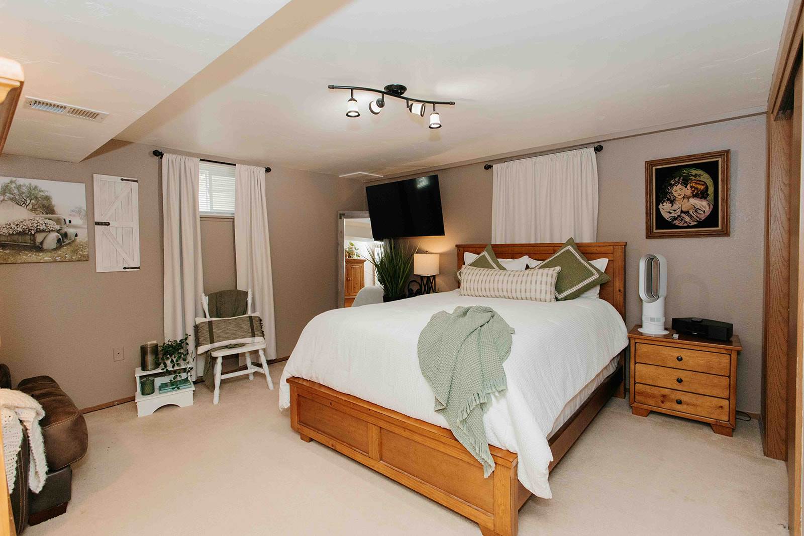 1406 Sherwood Drive, Montrose, CO 81401