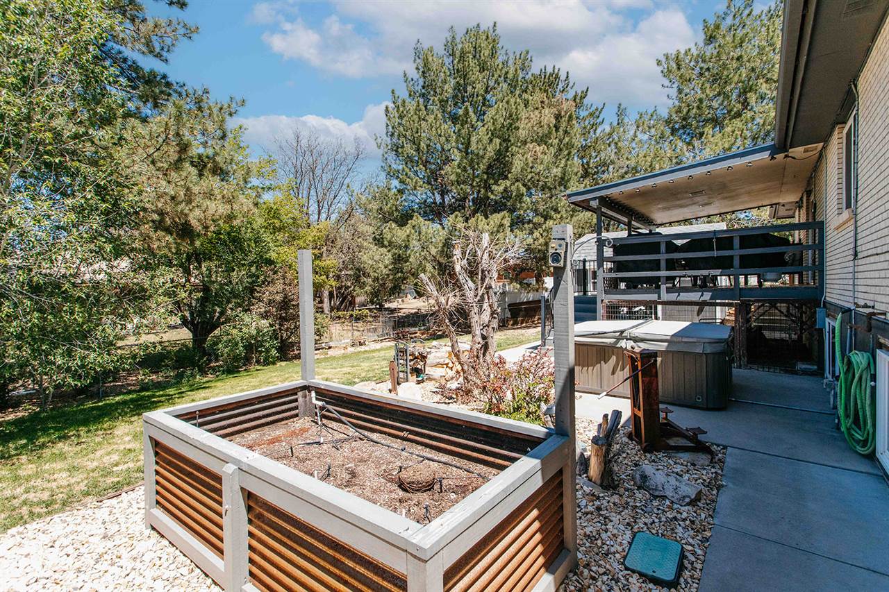 1406 Sherwood Drive, Montrose, CO 81401