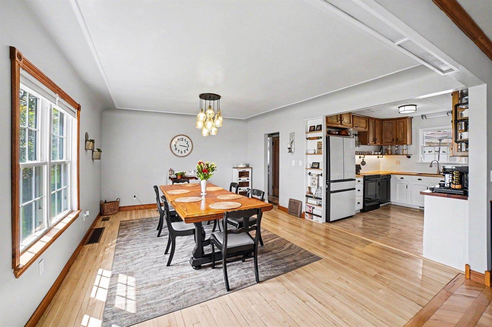6987 East Beaverton Road, Clare, MI 48617