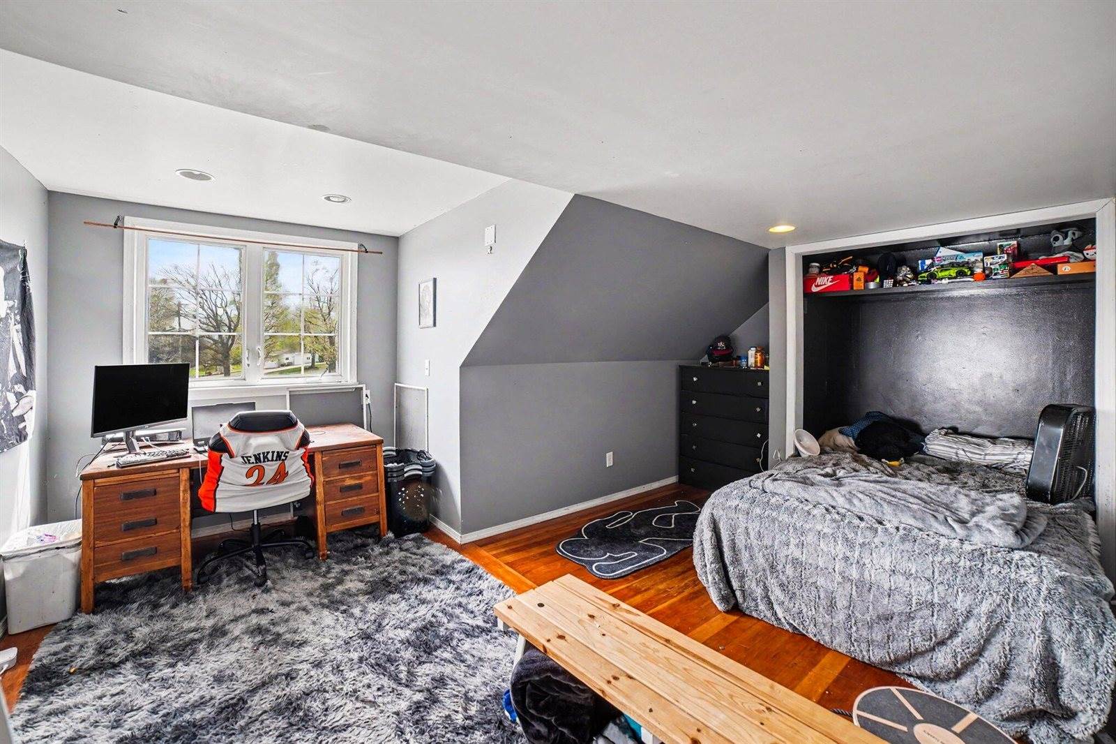 6987 East Beaverton Road, Clare, MI 48617