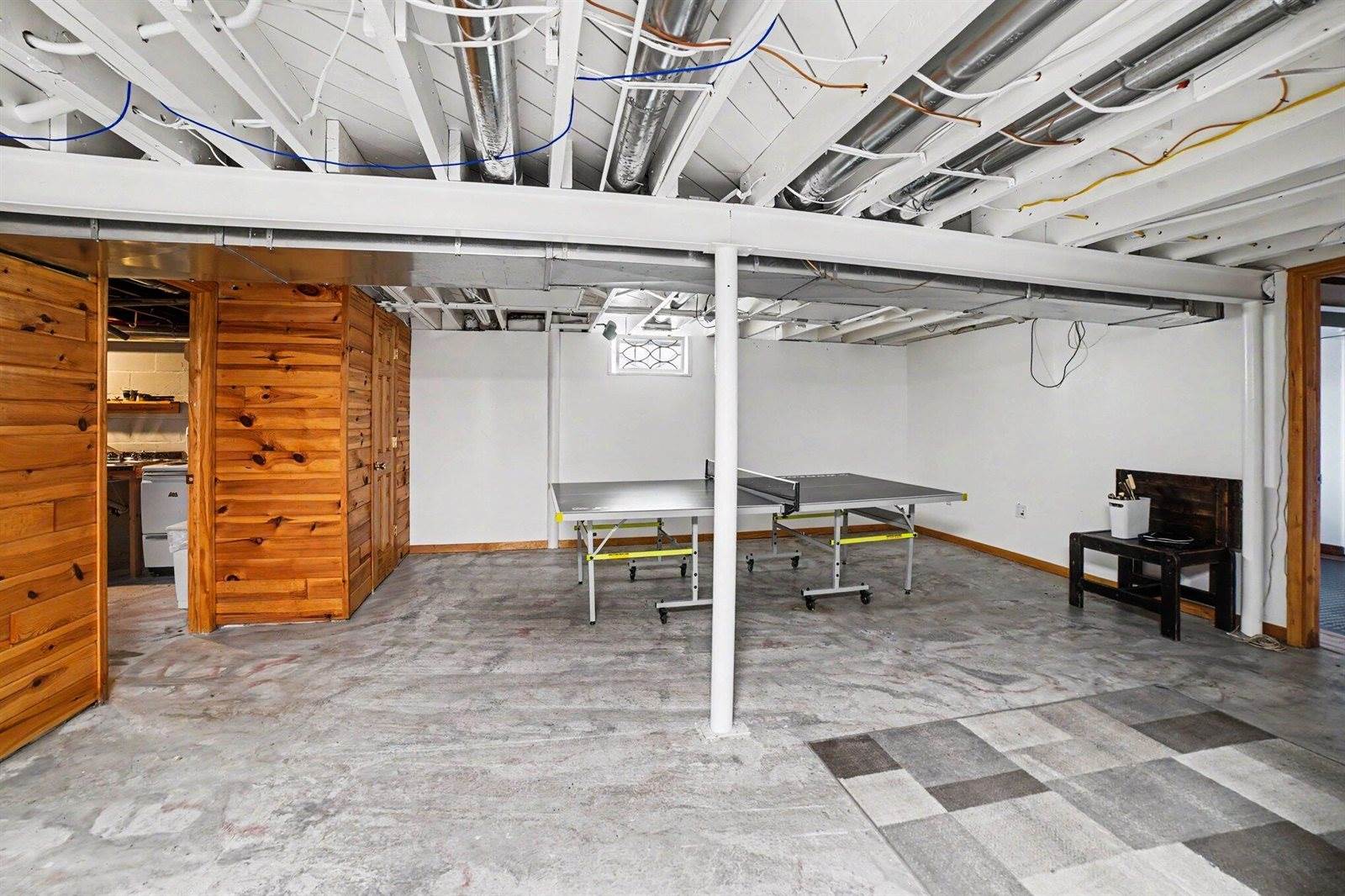 6987 East Beaverton Road, Clare, MI 48617