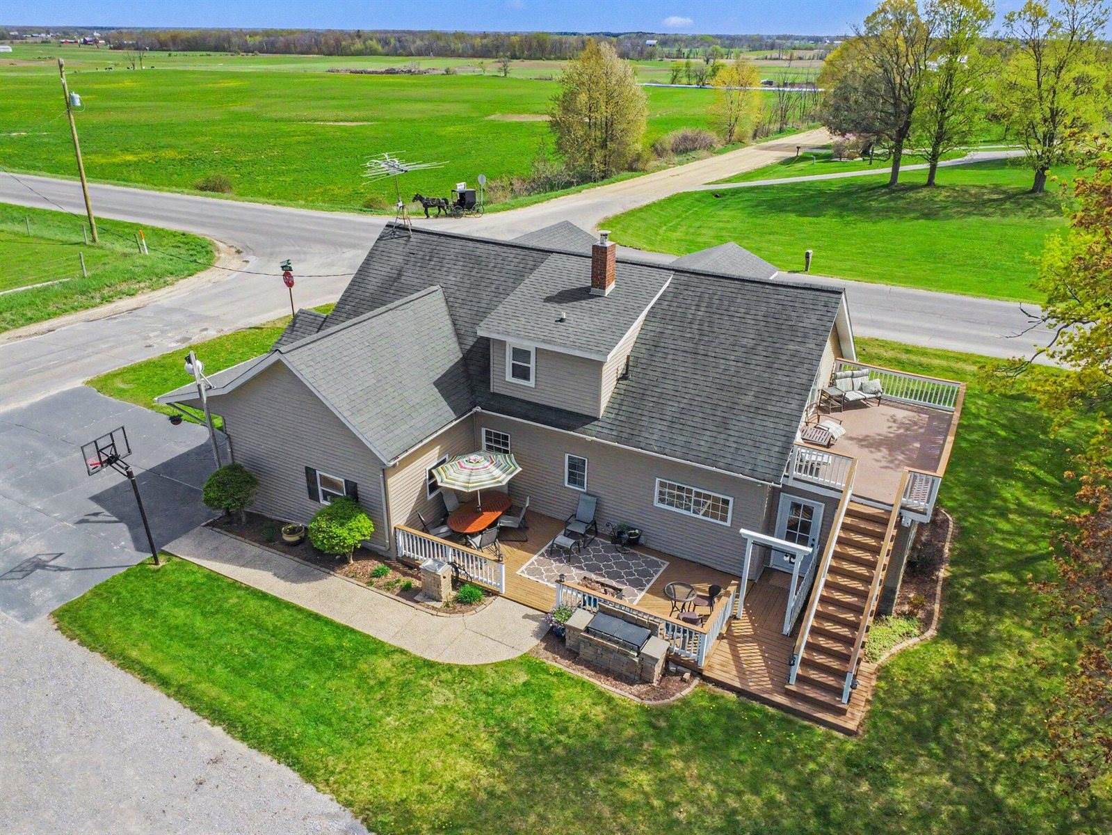 6987 East Beaverton Road, Clare, MI 48617