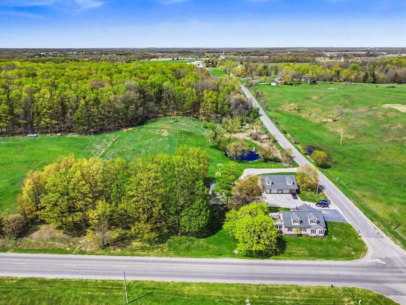 6987 East Beaverton Road, Clare, MI 48617