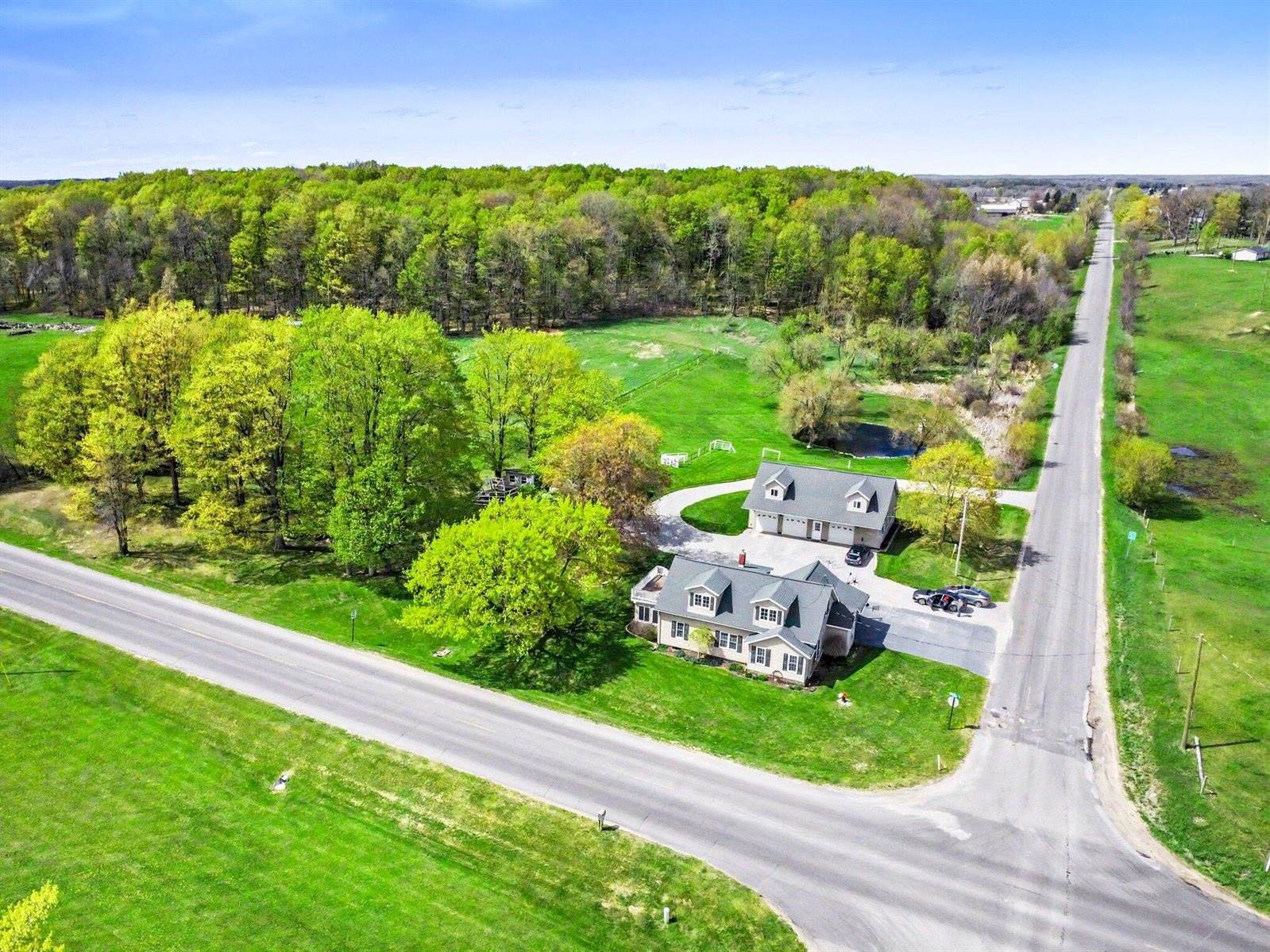6987 East Beaverton Road, Clare, MI 48617
