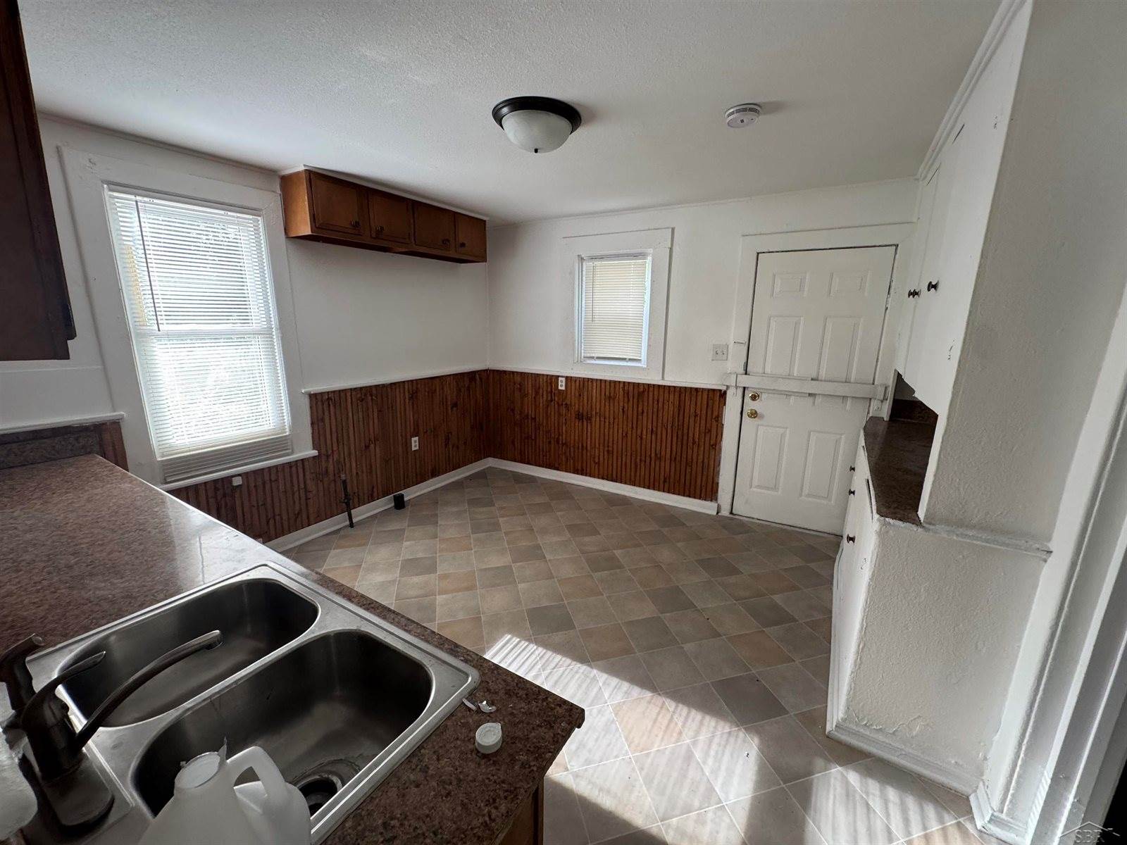 1338 Sears Street, Saginaw, MI 48601