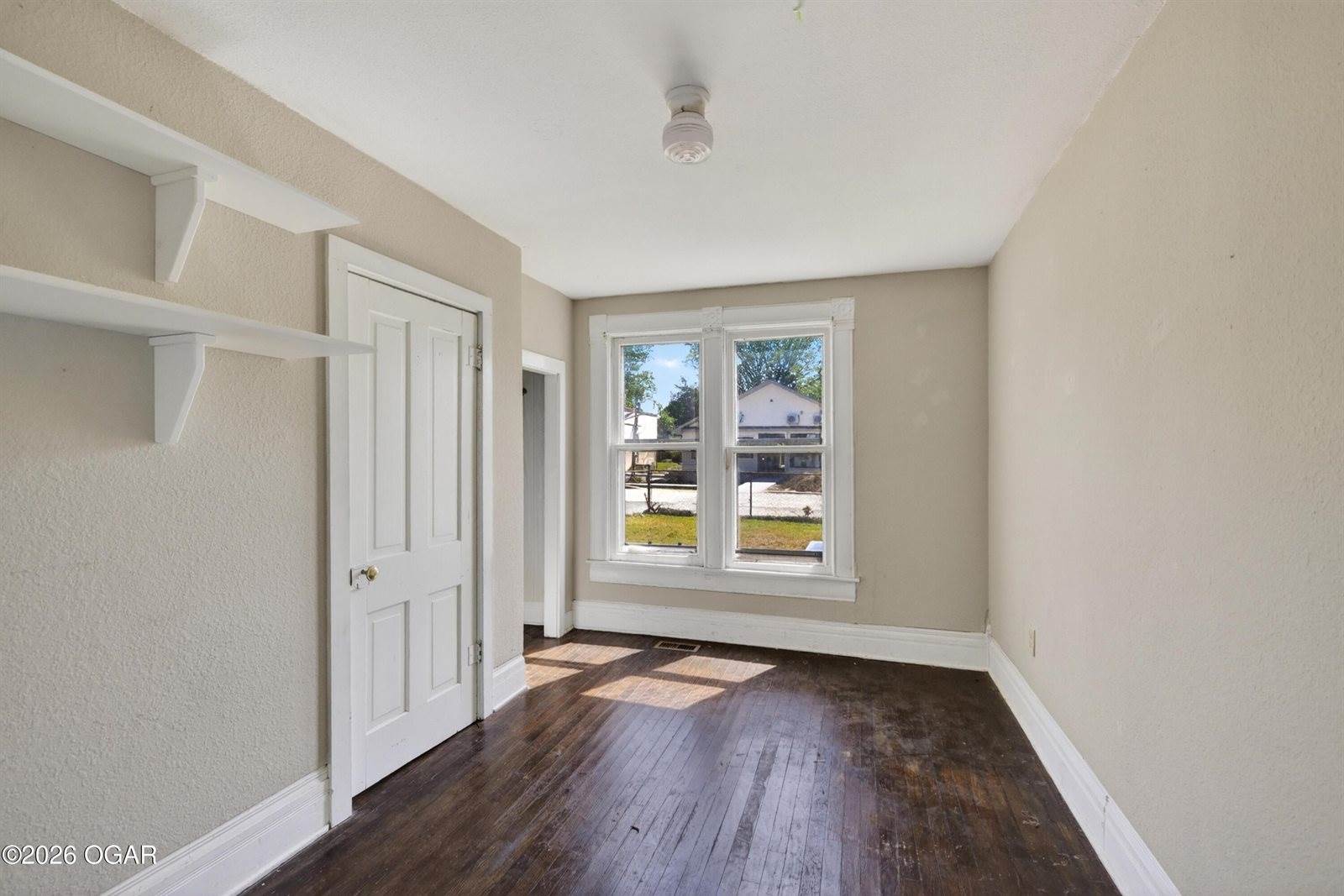 815 West 5th Street, Joplin, MO 64801