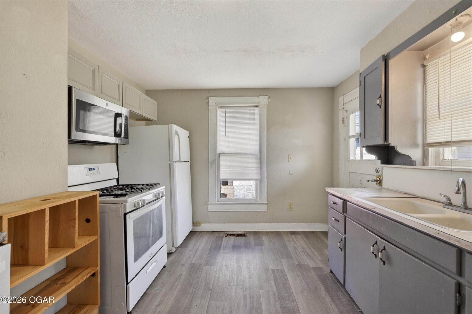 815 West 5th Street, Joplin, MO 64801