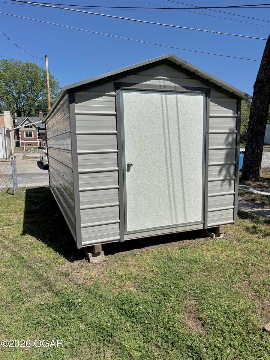 815 West 5th Street, Joplin, MO 64801