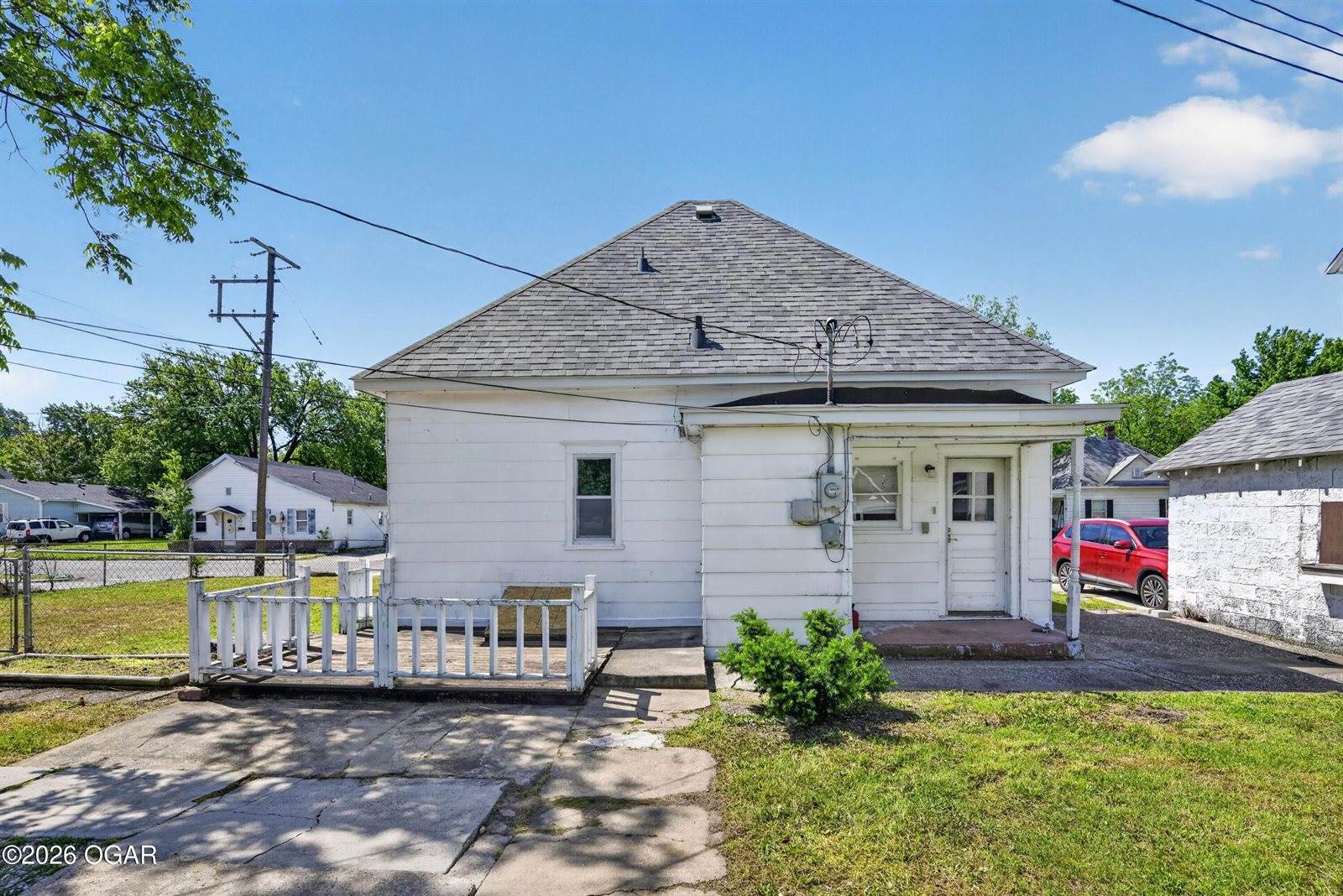 815 West 5th Street, Joplin, MO 64801