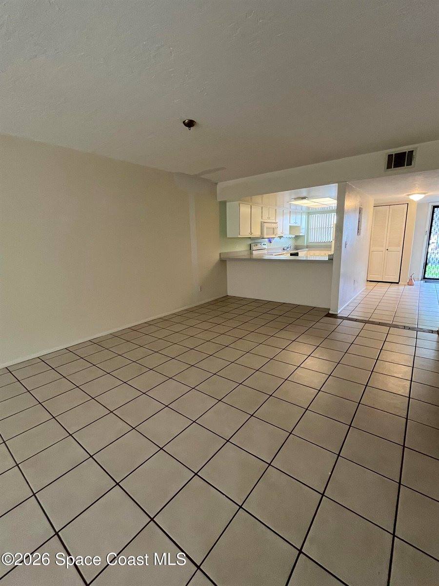 325 Tangle Run Boulevard, Melbourne, FL 32940