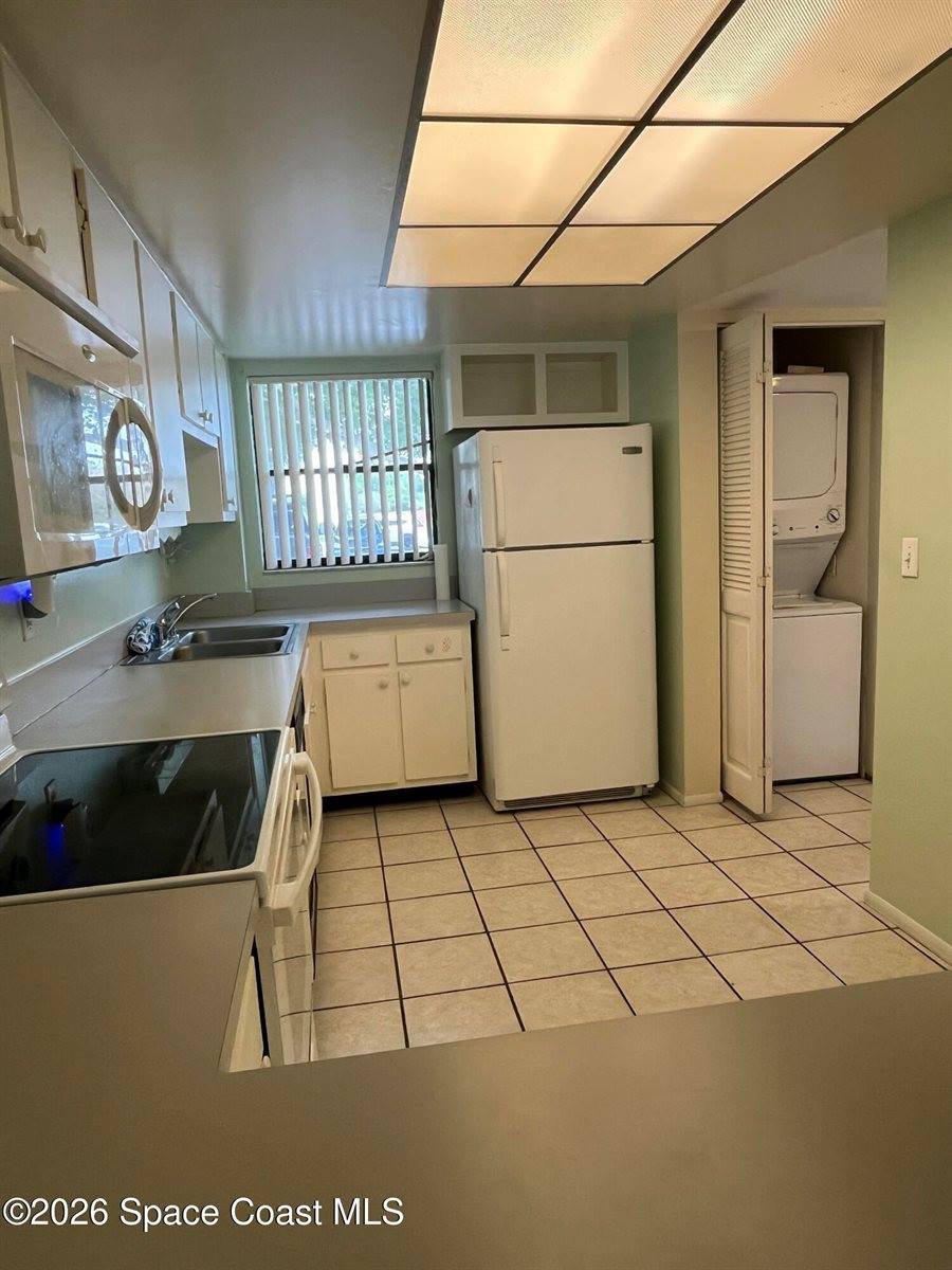 325 Tangle Run Boulevard, Melbourne, FL 32940