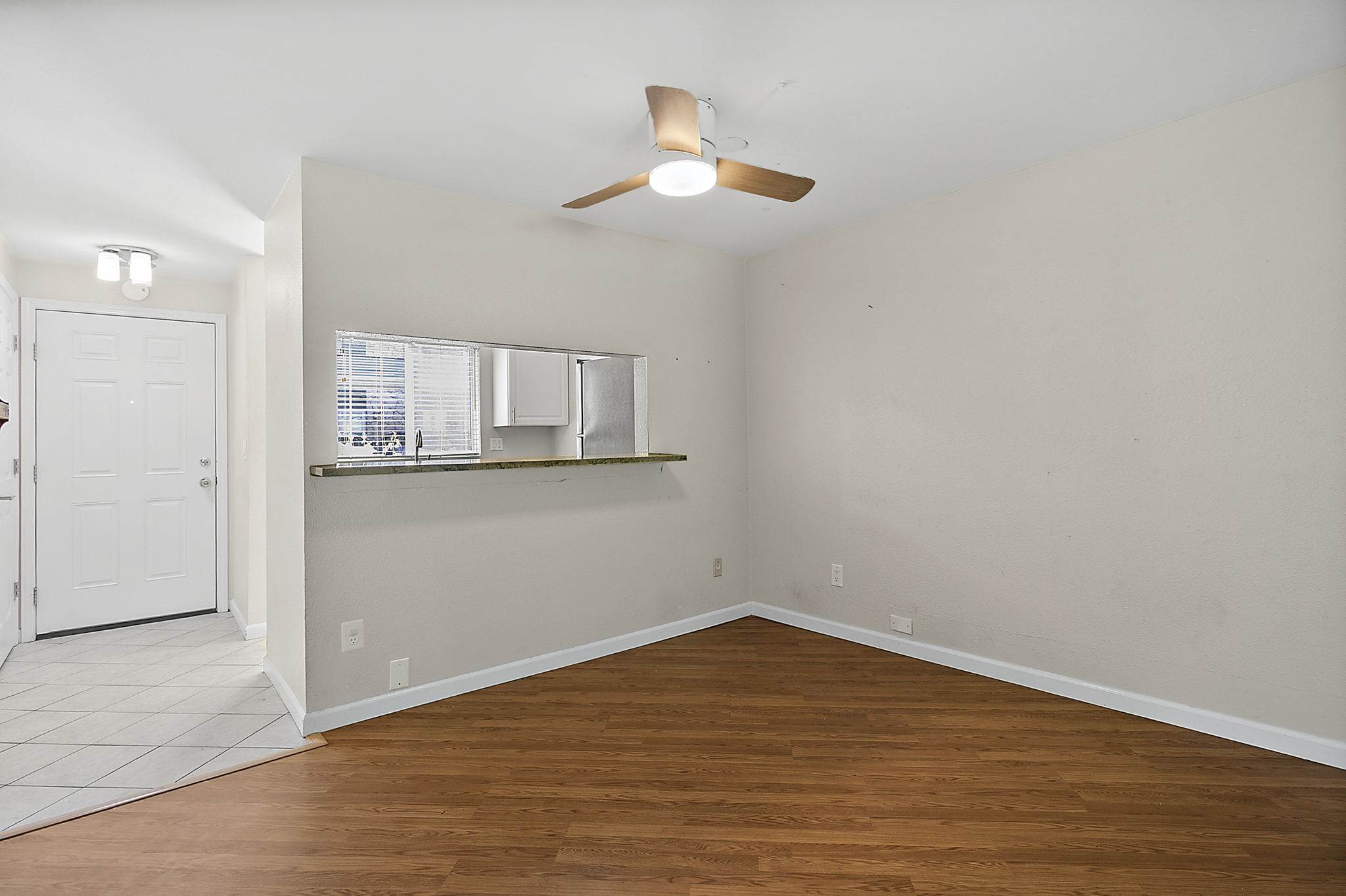 1040 S 320th Street #5, Federal Way, WA 98003-5342