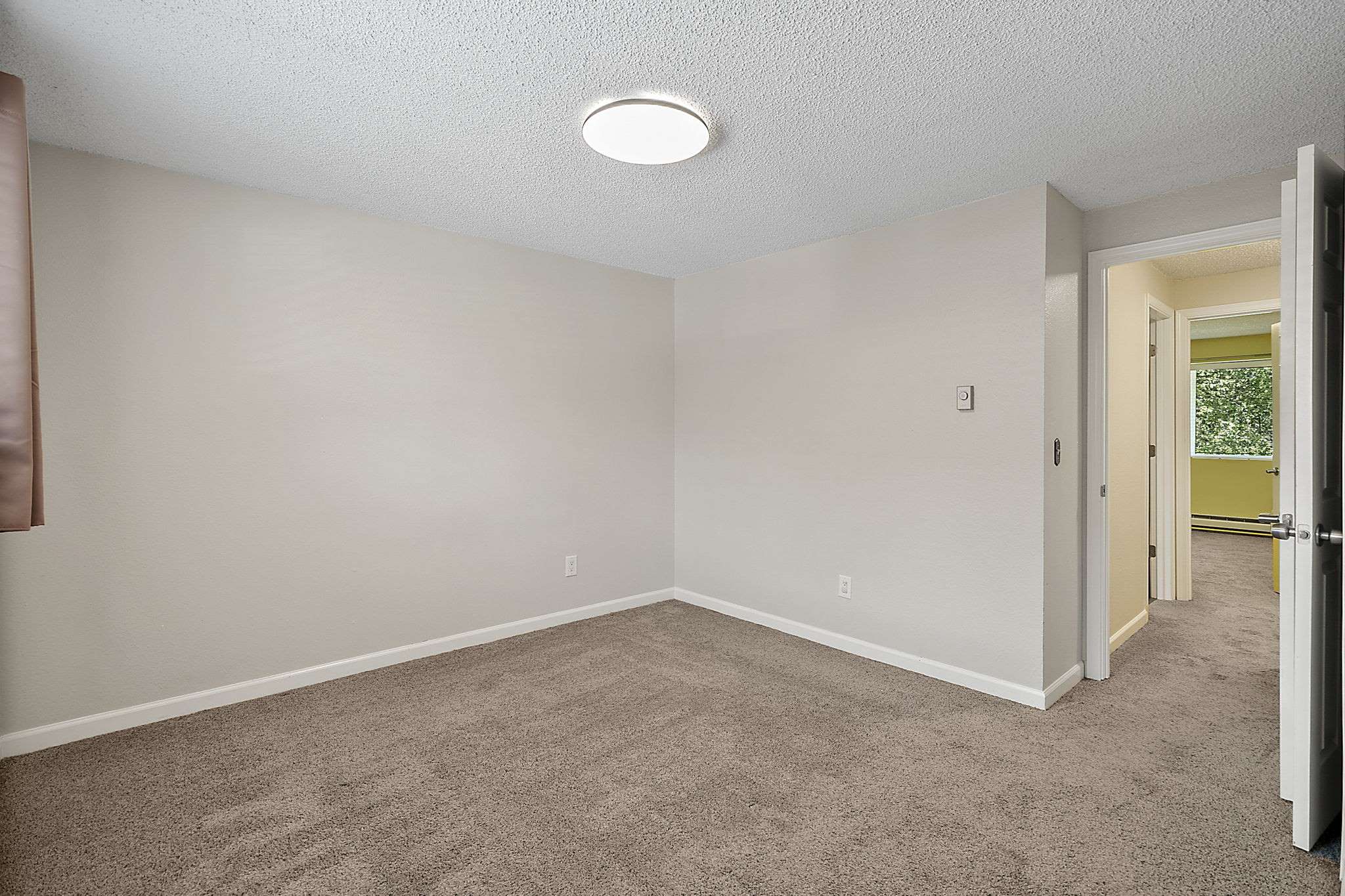 1040 S 320th Street #5, Federal Way, WA 98003-5342