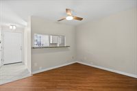 1040 S 320th Street #5, Federal Way, WA 98003-5342