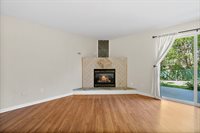 1040 S 320th Street #5, Federal Way, WA 98003-5342