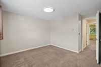 1040 S 320th Street #5, Federal Way, WA 98003-5342