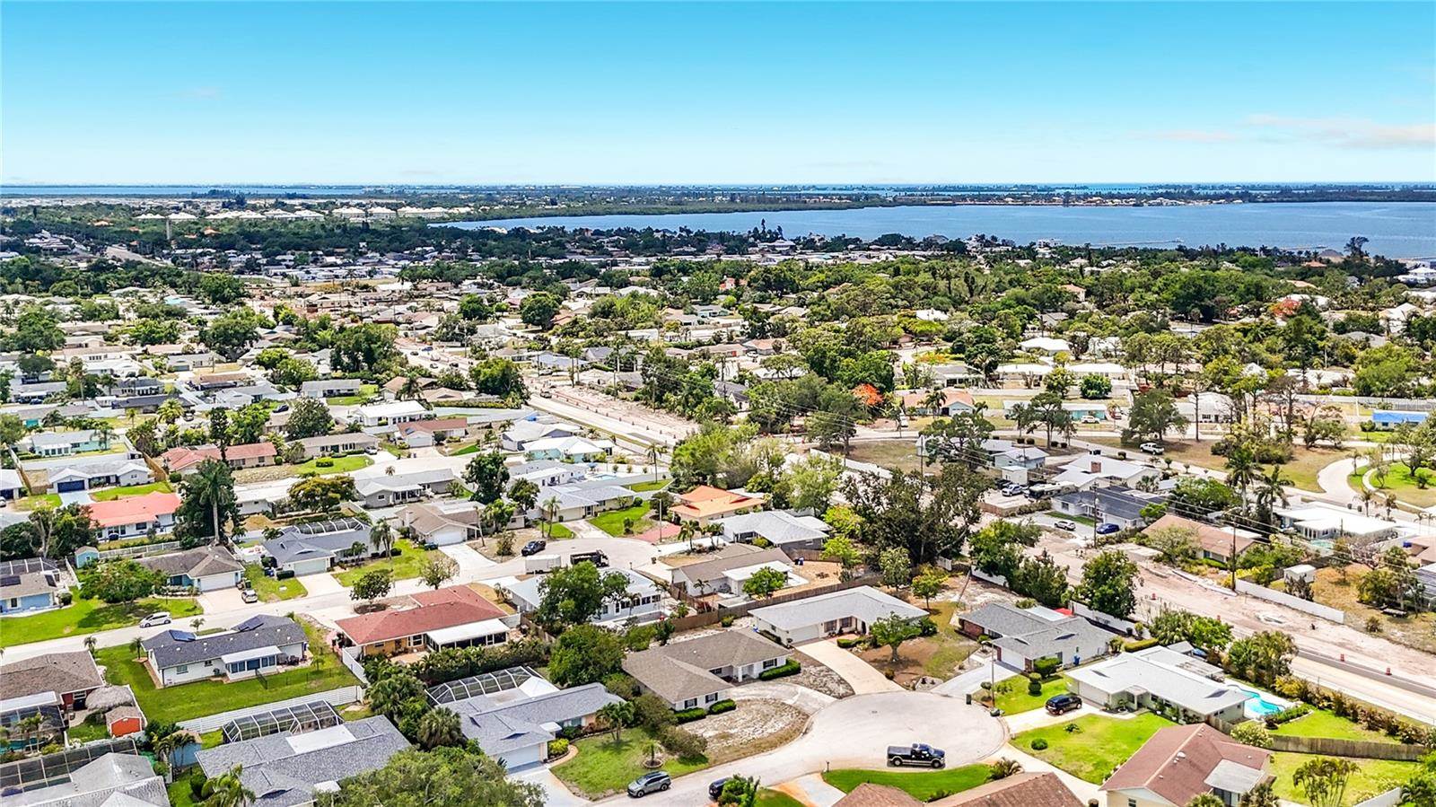 7401 13TH Avenue West, Bradenton, FL 34209