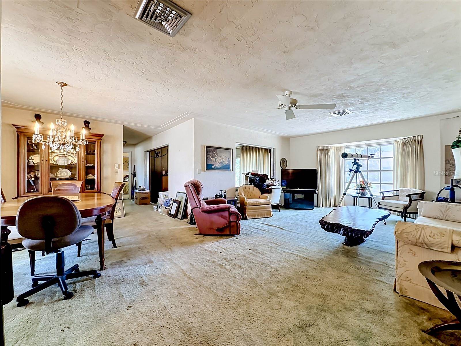 7401 13TH Avenue West, Bradenton, FL 34209