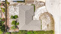 7401 13TH Avenue West, Bradenton, FL 34209