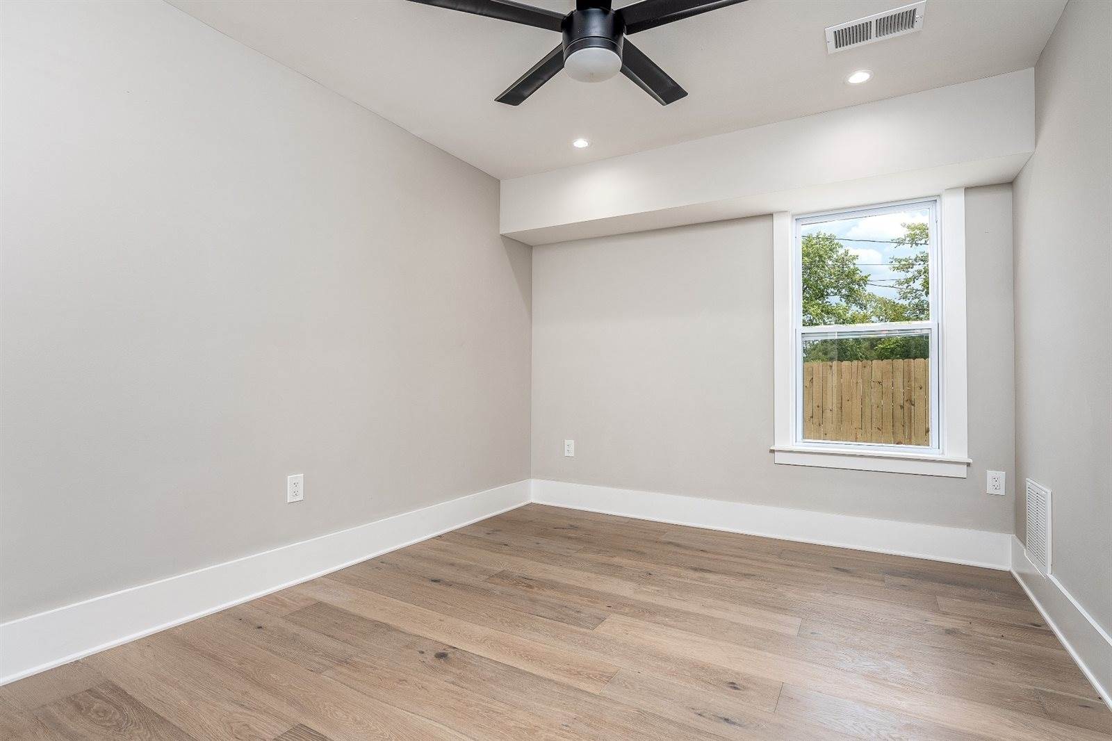 428 E Trinity Ln, Nashville, TN 37207