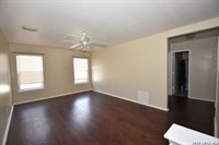 83 Viking Oak, San Antonio, TX 78247