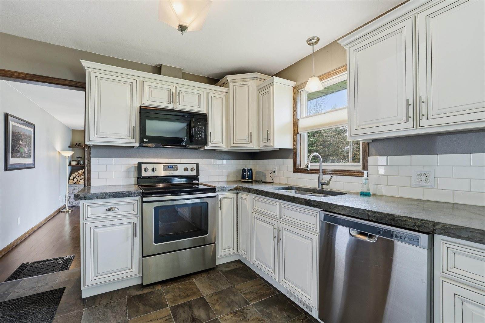 1427 E 29th Street, Marshfield, WI 54449