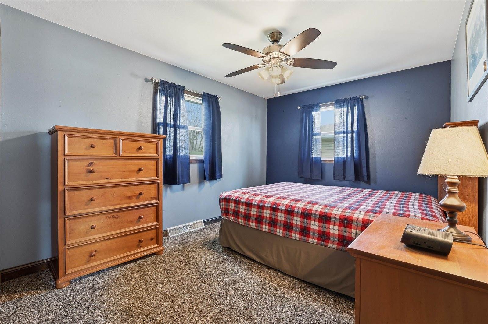 1427 E 29th Street, Marshfield, WI 54449