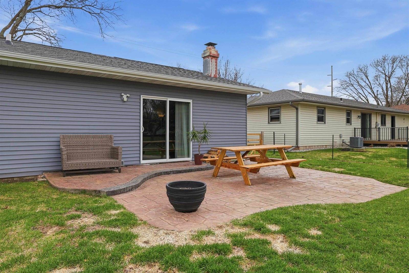 1427 E 29th Street, Marshfield, WI 54449