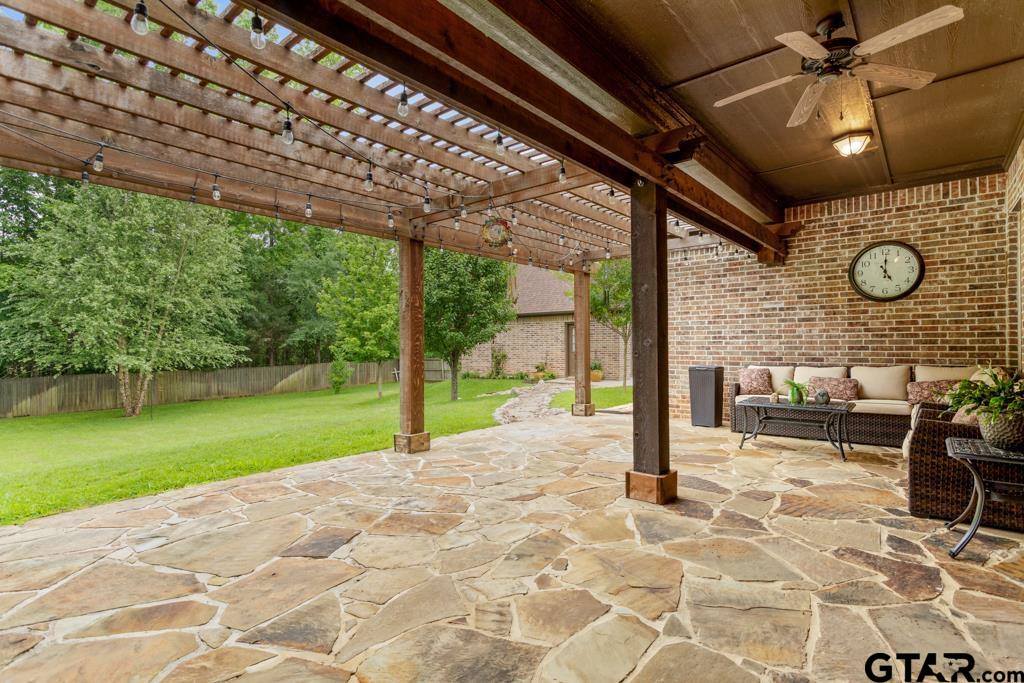 12251 Southhaven, Flint, TX 75762