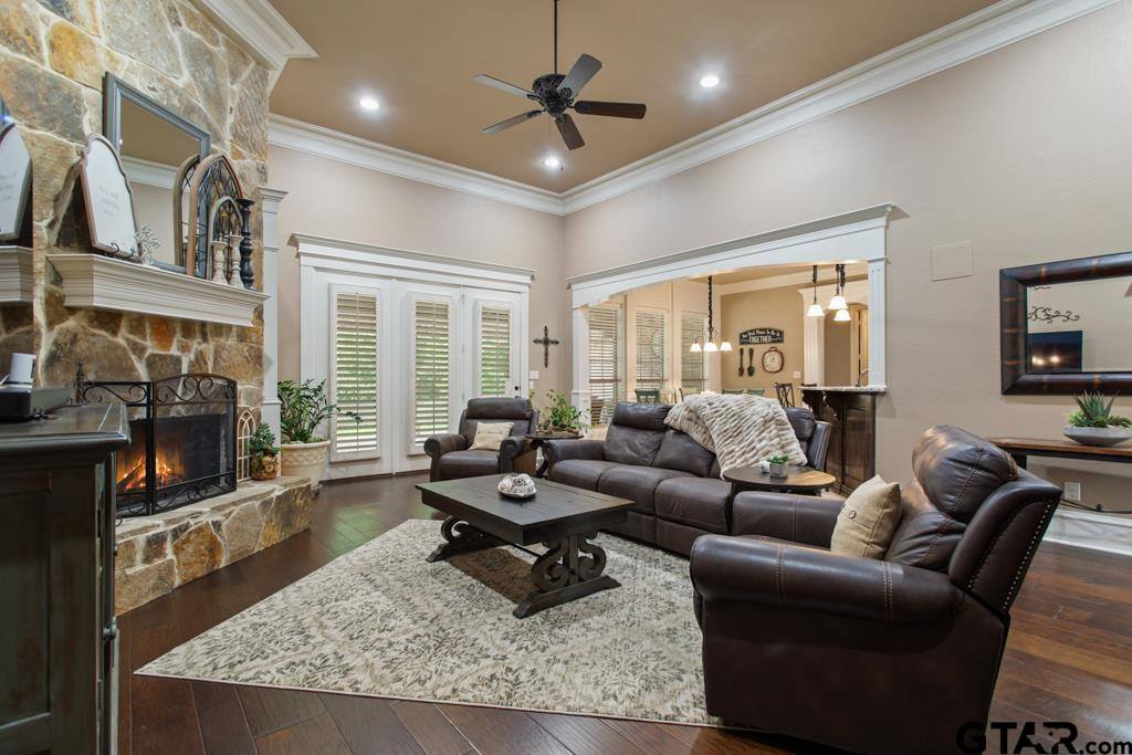 12251 Southhaven, Flint, TX 75762
