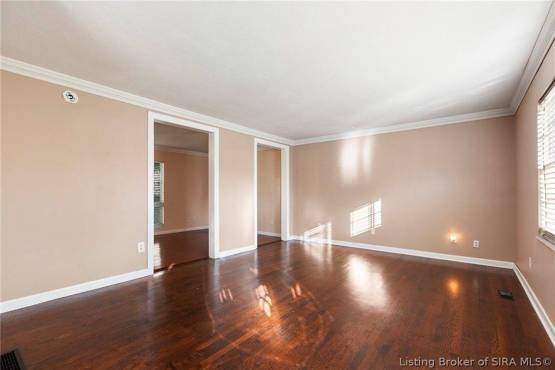 1700 Tennyson Drive, Clarksville, IN 47129