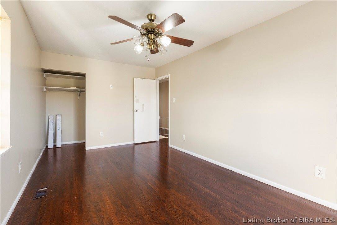 1700 Tennyson Drive, Clarksville, IN 47129