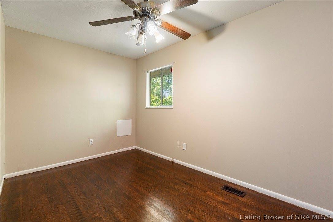 1700 Tennyson Drive, Clarksville, IN 47129