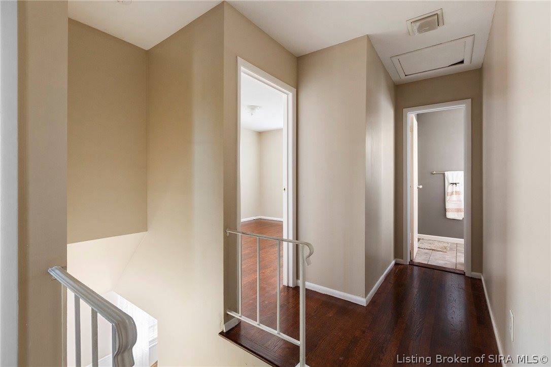 1700 Tennyson Drive, Clarksville, IN 47129