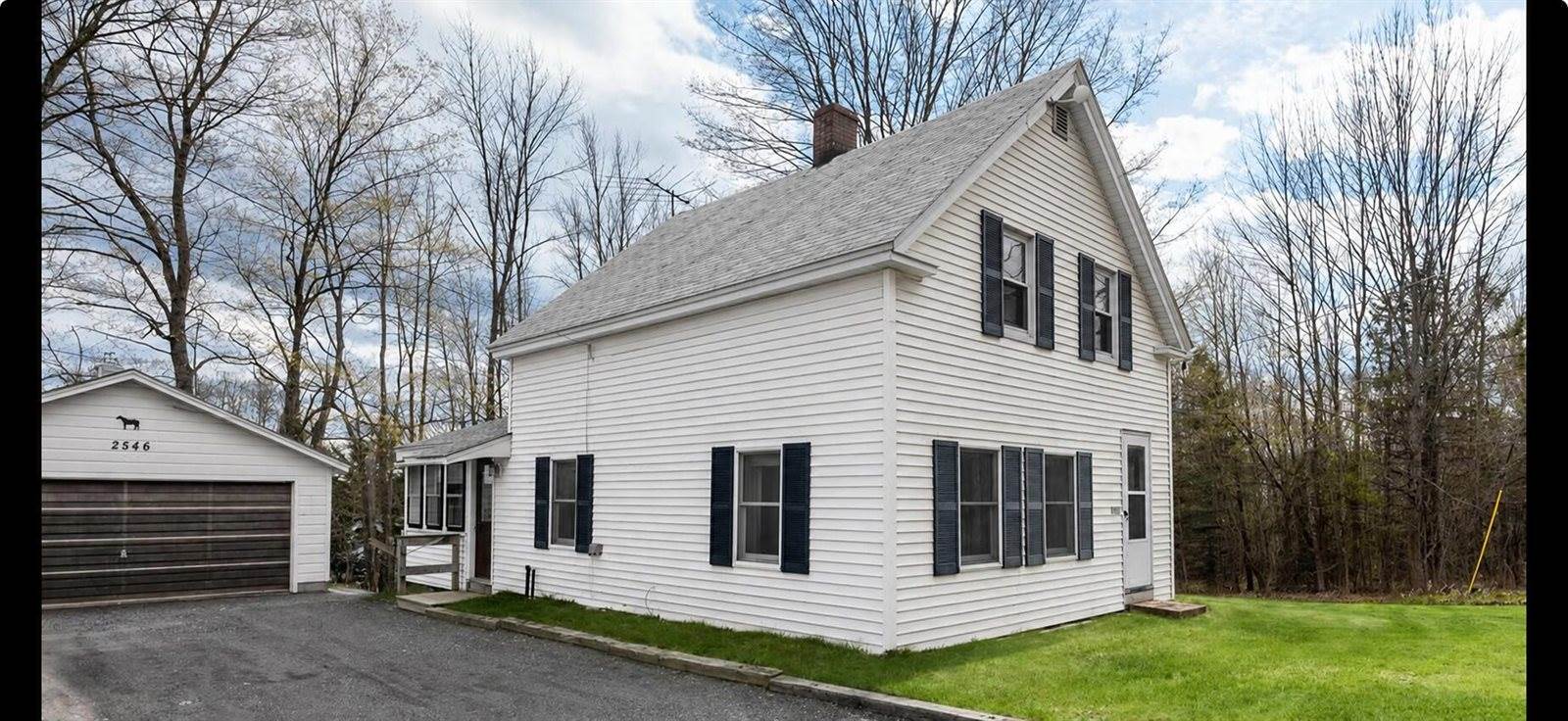 2546 Route 2, Hermon, ME 04401