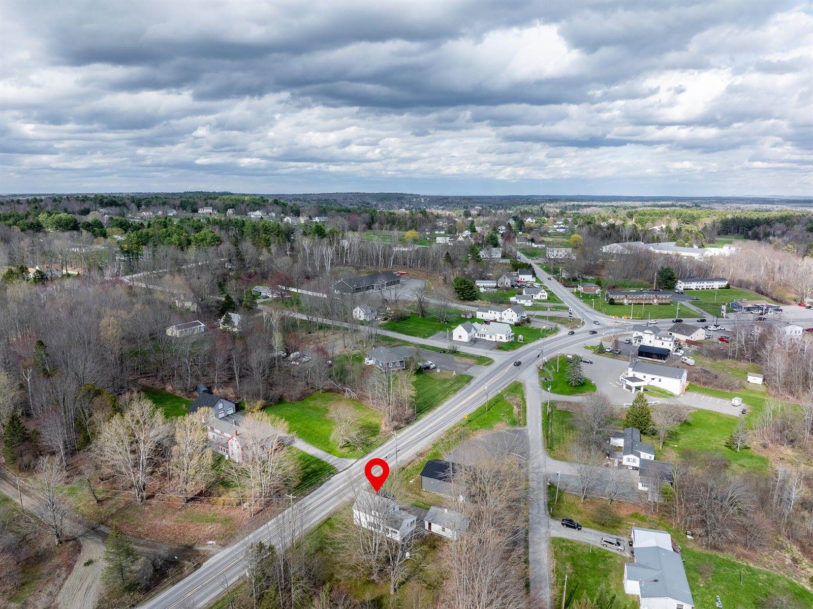 2546 Route 2, Hermon, ME 04401